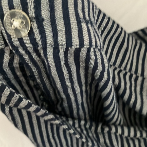 American Eagle Outfitters: Navy Blue/Gray wrap skirt- size Large - Picture 9 of 13